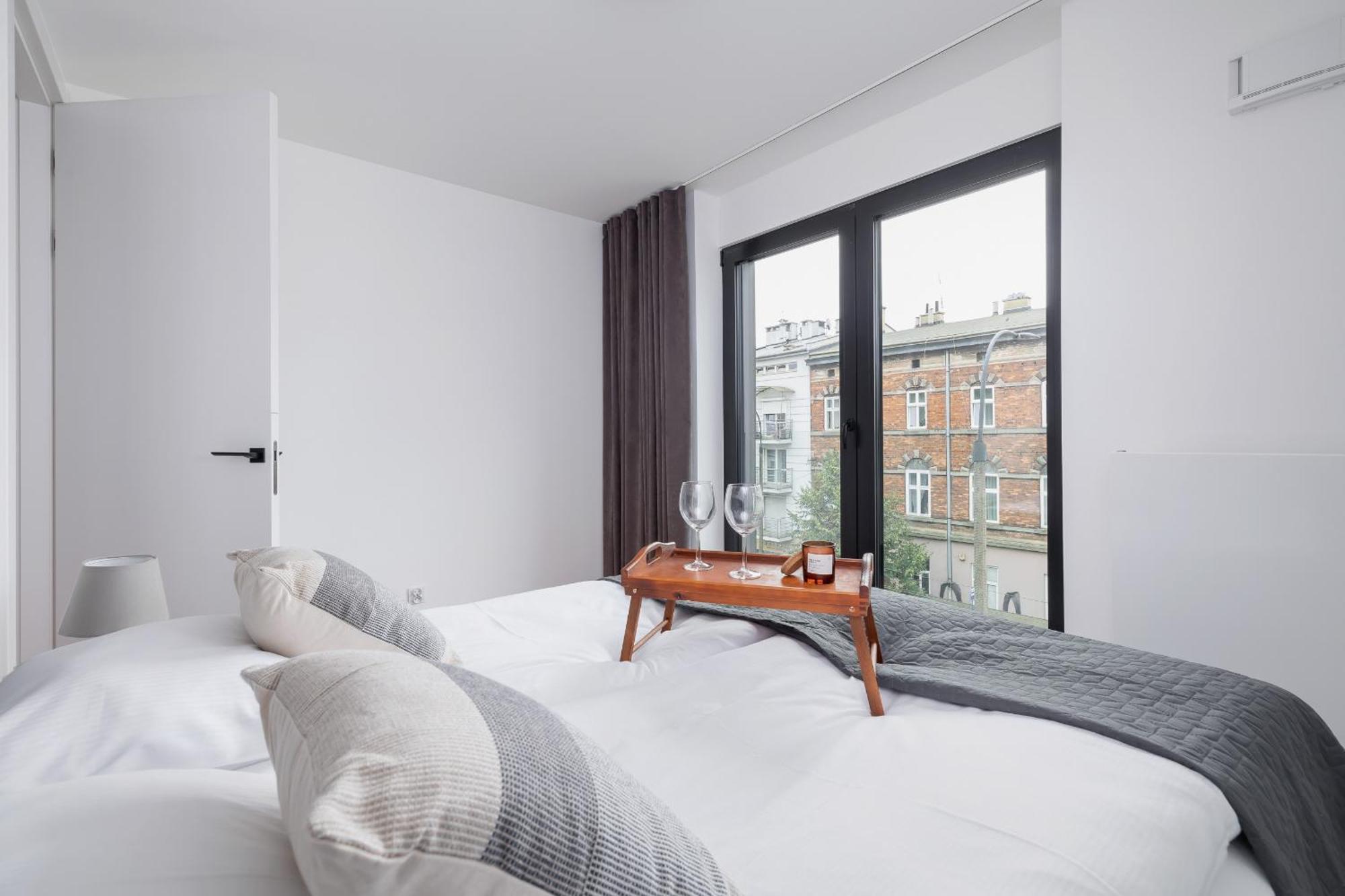 Lux Apartments Kosciuszki 39 With Parking By Renters Prestige 克拉科夫 外观 照片